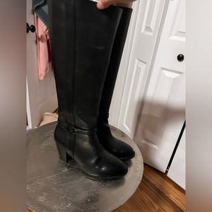 Knee high leather boots wider calf